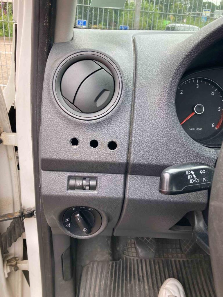 Landwirtschaftliches Gerät aus dem Flughafenumfeld-14