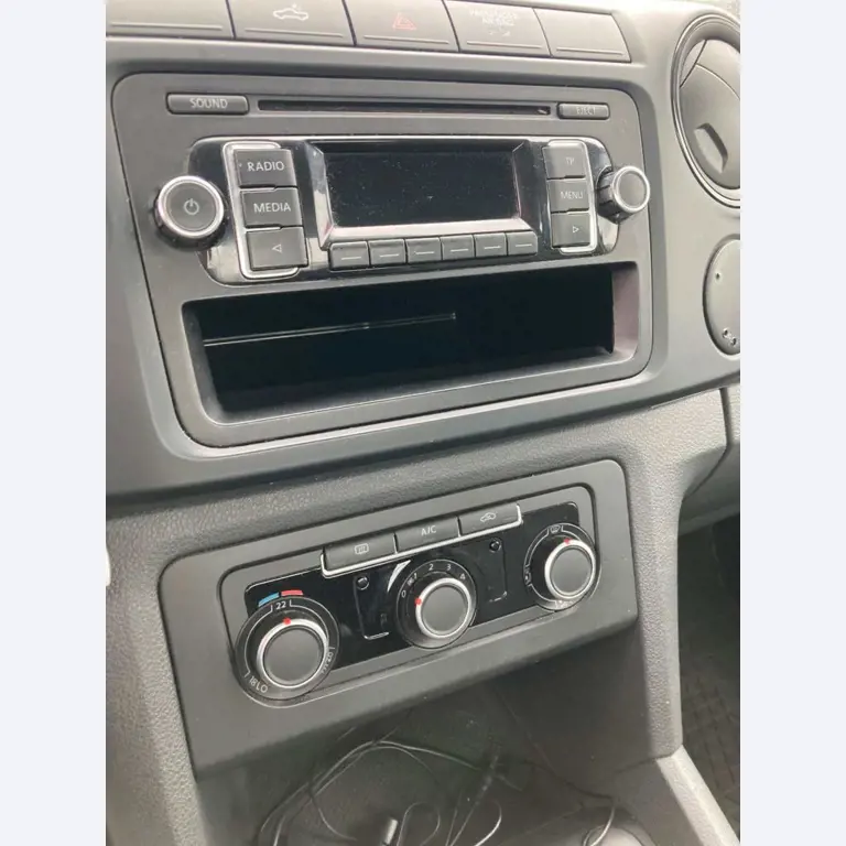 Landbouwuitrusting uit de luchthavenomgeving-17