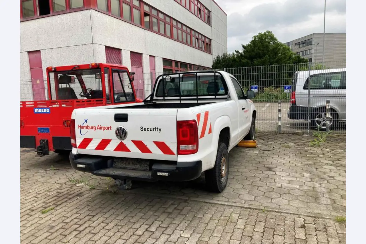 Landbouwuitrusting uit de luchthavenomgeving-2