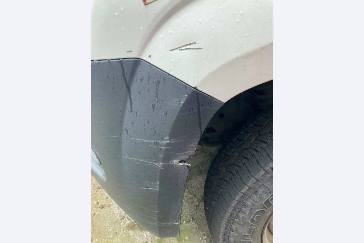 Landbouwuitrusting uit de luchthavenomgeving-22