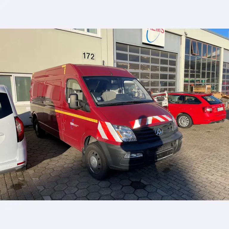 Landbouwuitrusting uit de luchthavenomgeving-1