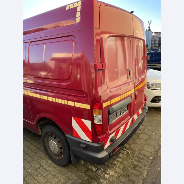 Landbouwuitrusting uit de luchthavenomgeving-4