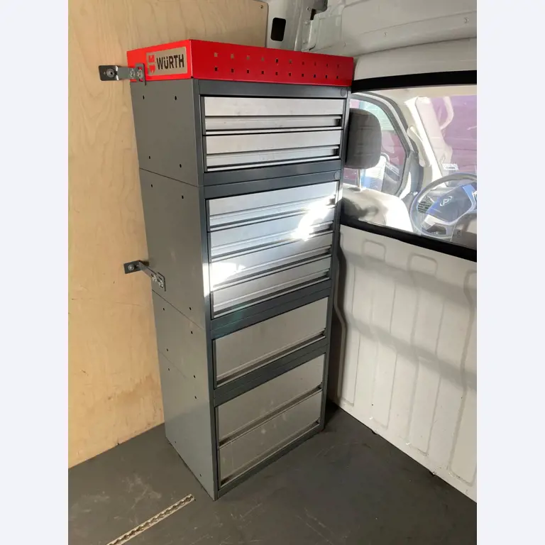 Landbouwuitrusting uit de luchthavenomgeving-7