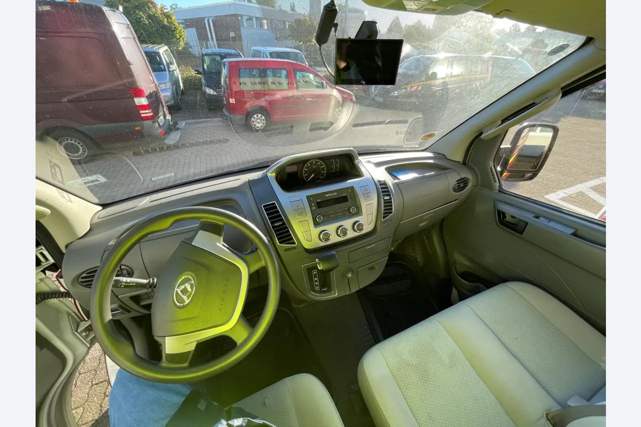 Landbouwuitrusting uit de luchthavenomgeving-9