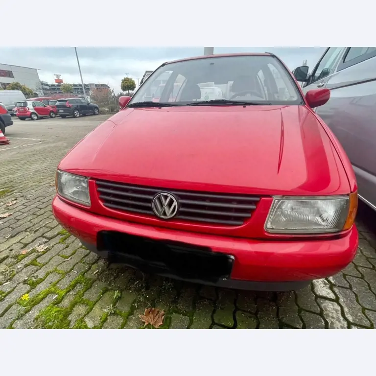 Landwirtschaftliches Gerät aus dem Flughafenumfeld-11