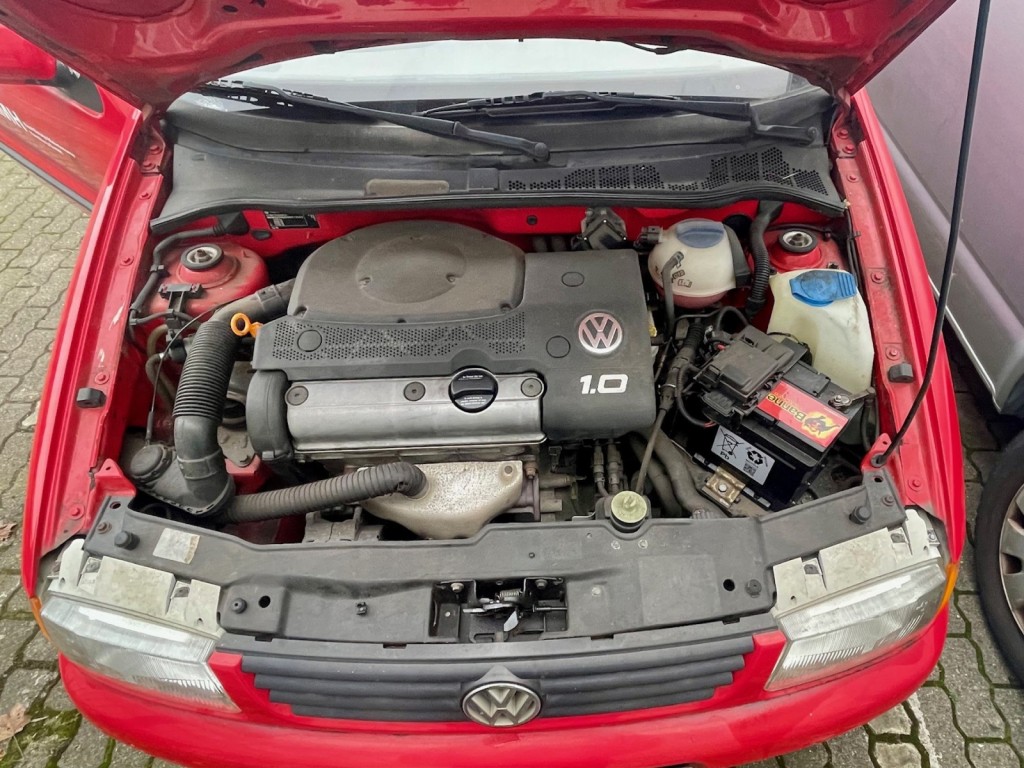 Landwirtschaftliches Gerät aus dem Flughafenumfeld-13