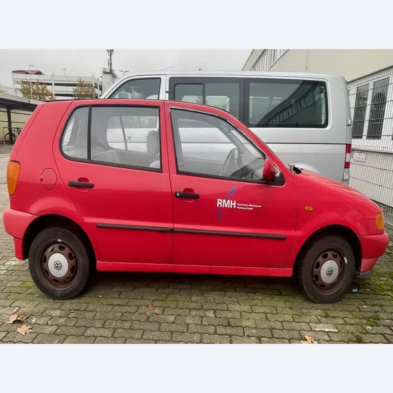 Landwirtschaftliches Gerät aus dem Flughafenumfeld-15