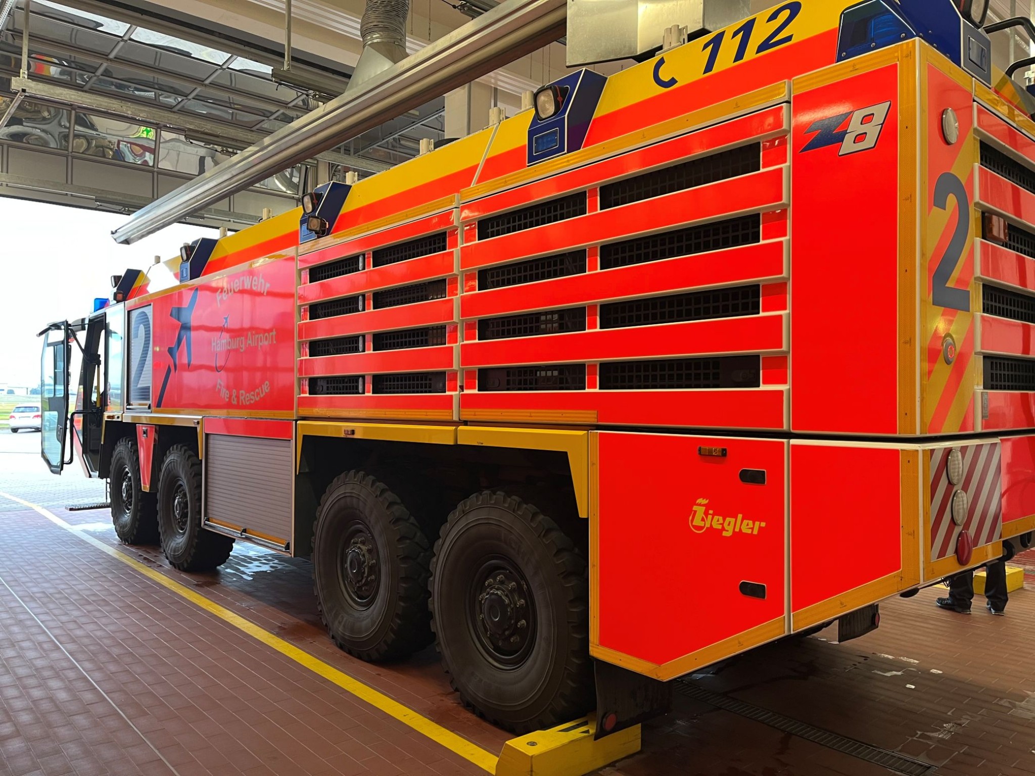 High-quality fire engines from Hamburg Airport-2