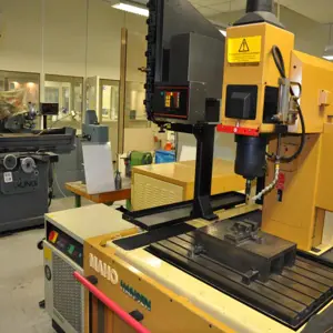 Máquina de troquelado CNC Maho - Hansen HS 500 E