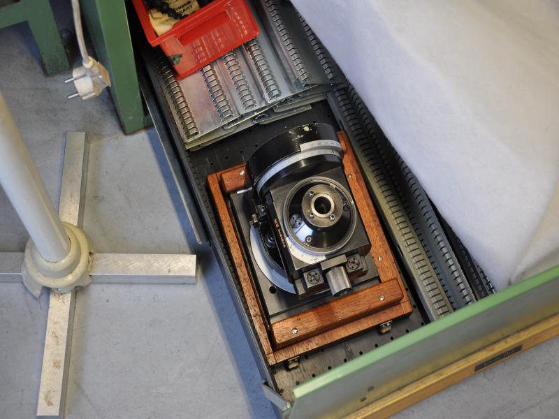 engineering and toolmaking equipment -7