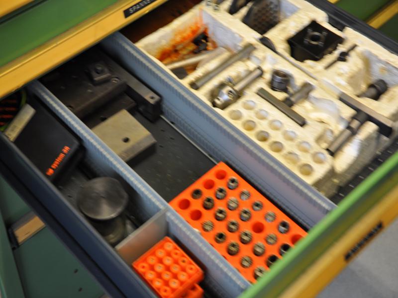 engineering and toolmaking equipment -9