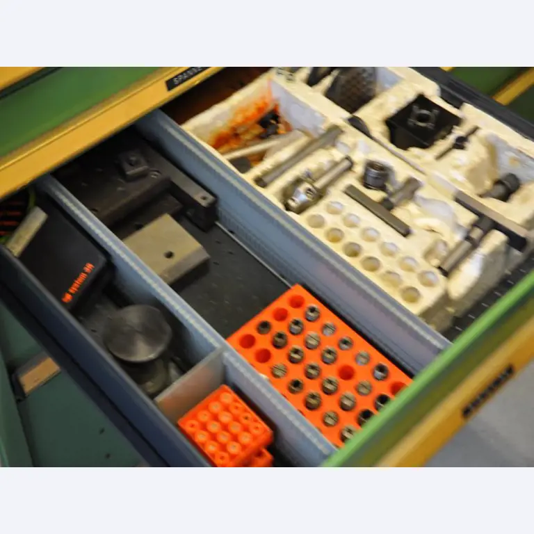 engineering and toolmaking equipment -9