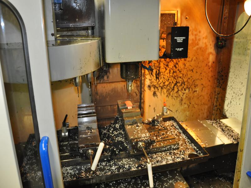 engineering and toolmaking equipment -8