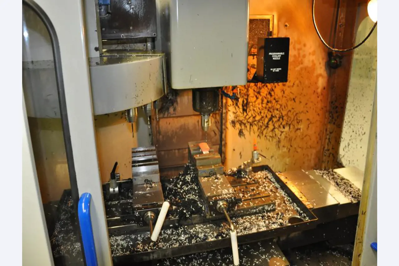 engineering and toolmaking equipment -8