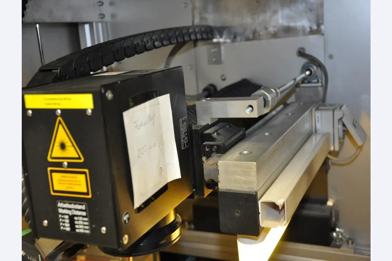 engineering and toolmaking equipment -6