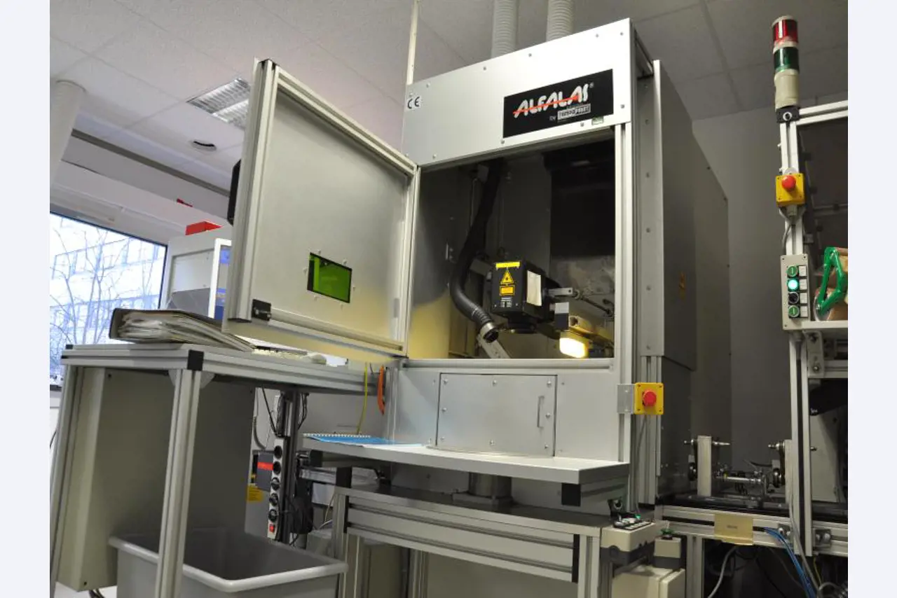 engineering and toolmaking equipment -3