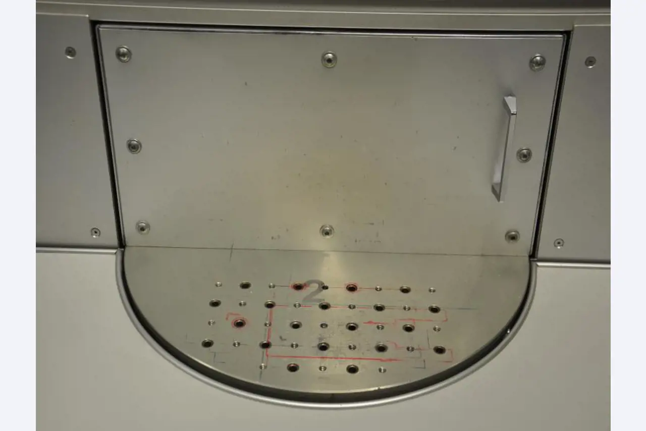 engineering and toolmaking equipment -5