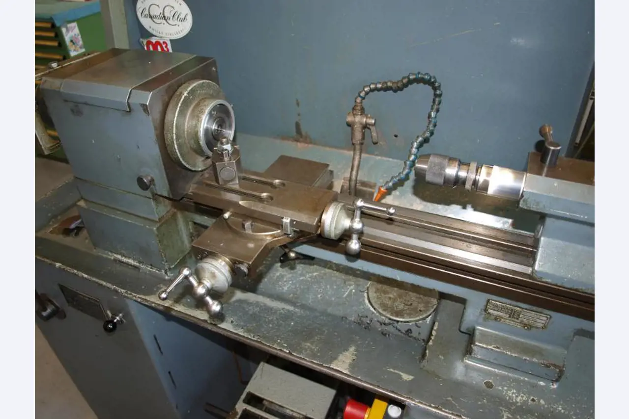 engineering and toolmaking equipment -3
