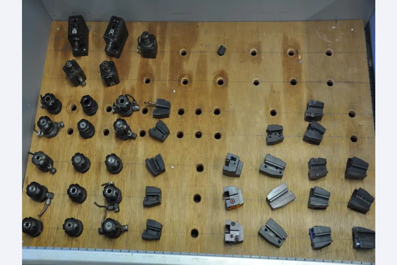 engineering and toolmaking equipment -3