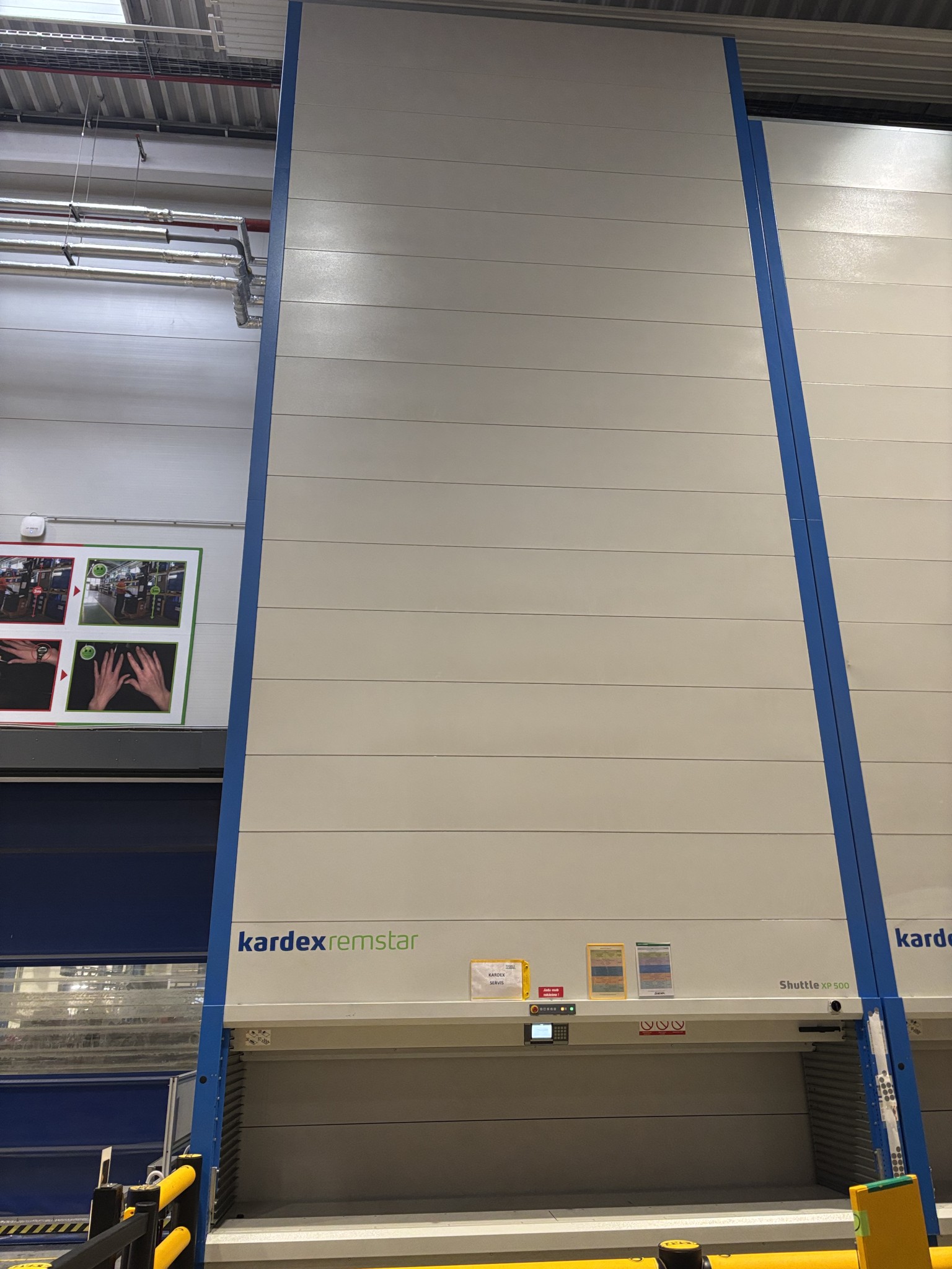 dobrze utrzymany sprzęt mechaniczny od Mann + Hummel-4