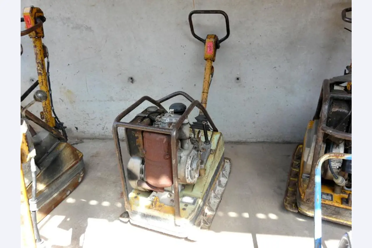 Egon Bessler KG / <br>Krautschneider Tiefbau GmbH-1