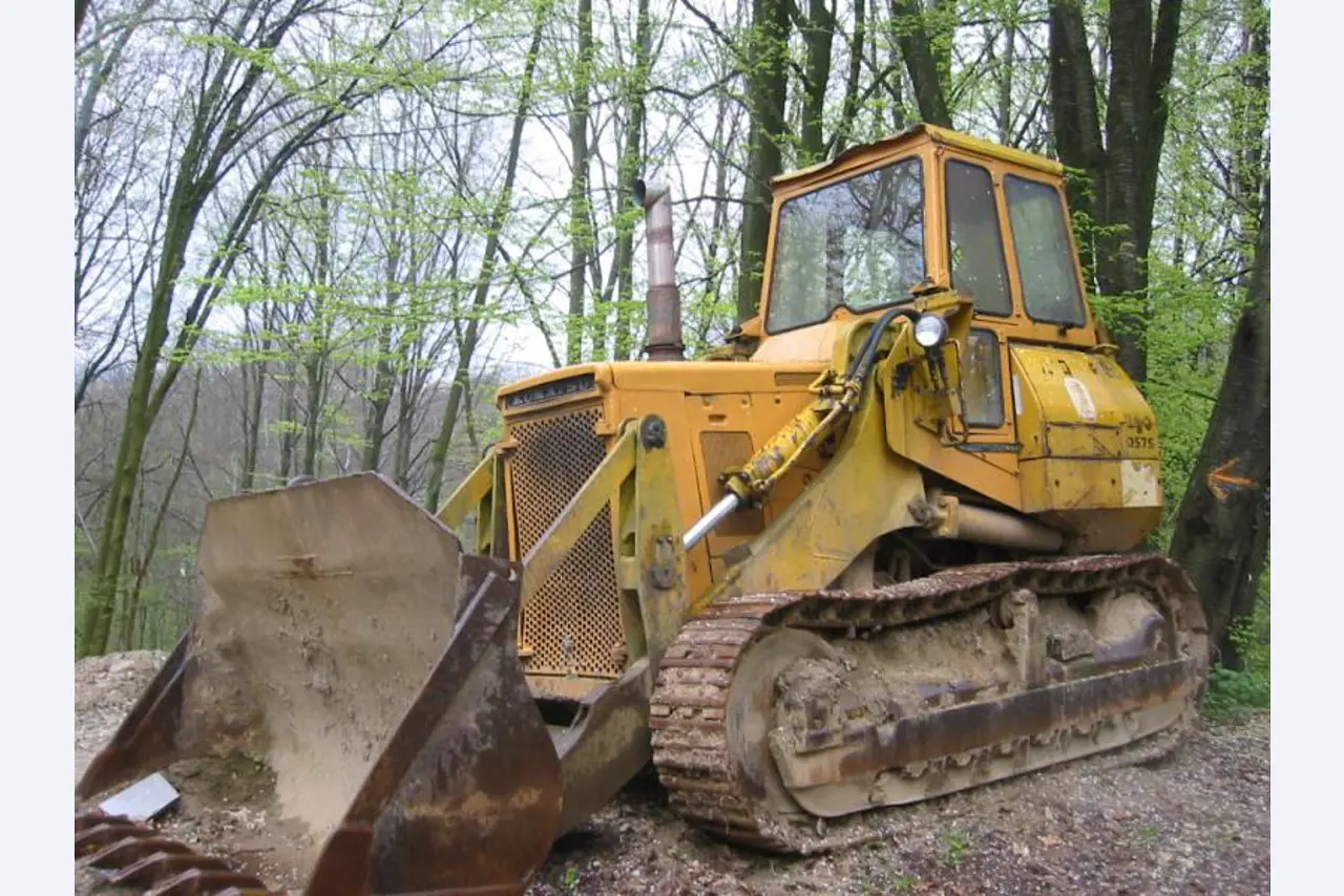 Egon Bessler KG / <br>Krautschneider Tiefbau GmbH-2