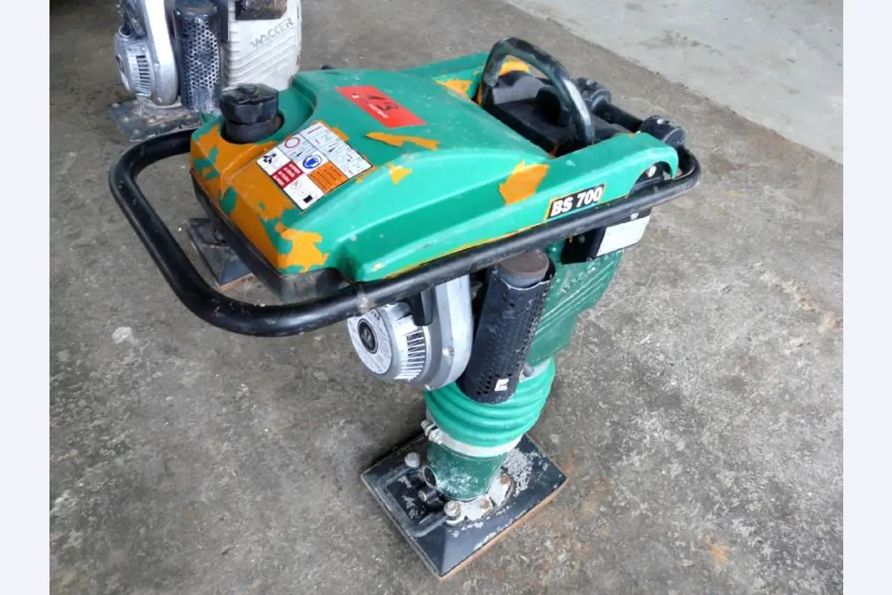 Richard Mayer GmbH & Co. KG Bauunternehmung, Sindelfingen-1