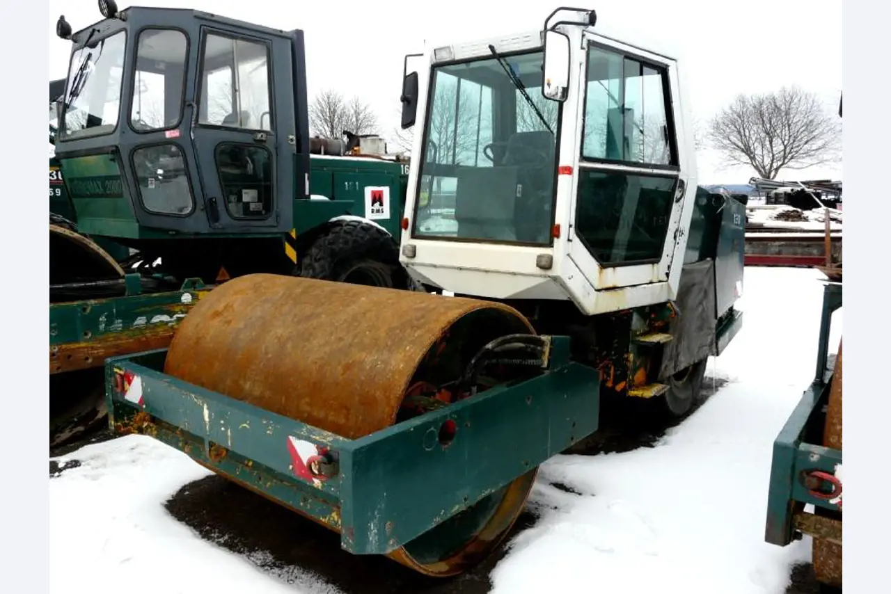 Richard Mayer GmbH & Co. KG Bauunternehmung, Sindelfingen-1