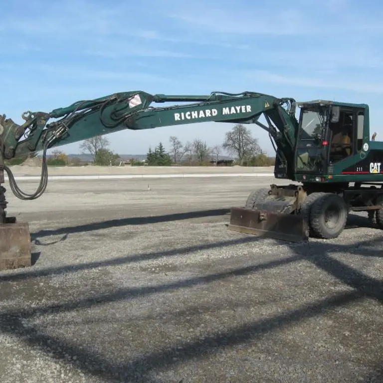 mobile excavator Caterpillar M 315