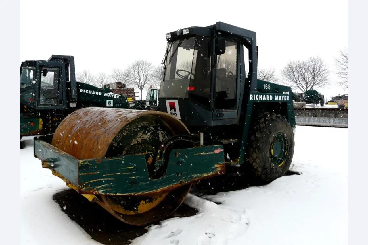 Richard Mayer GmbH & Co. KG Bauunternehmung, Sindelfingen-1