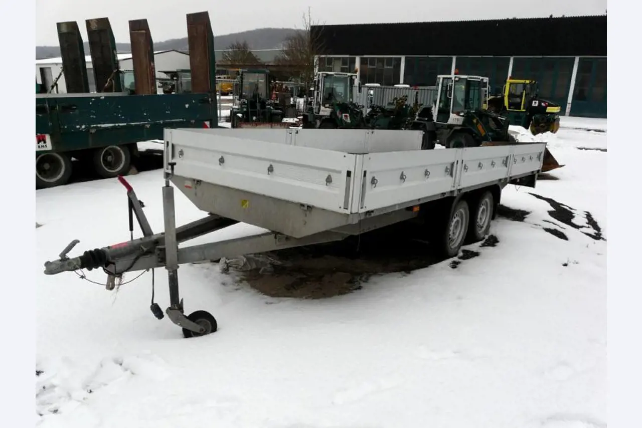 Richard Mayer GmbH & Co. KG Bauunternehmung, Sindelfingen-1