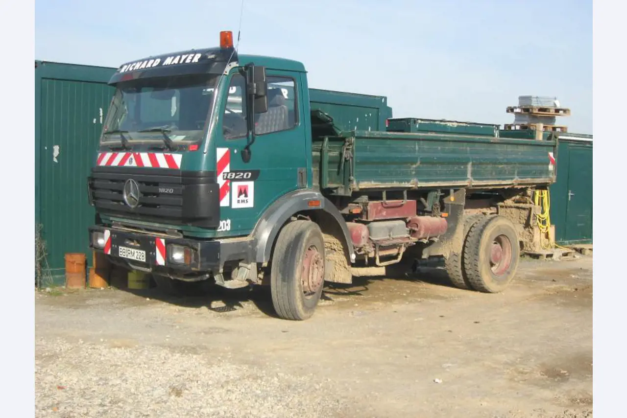 Richard Mayer GmbH & Co. KG Gradbeno podjetje, Sindelfingen-1