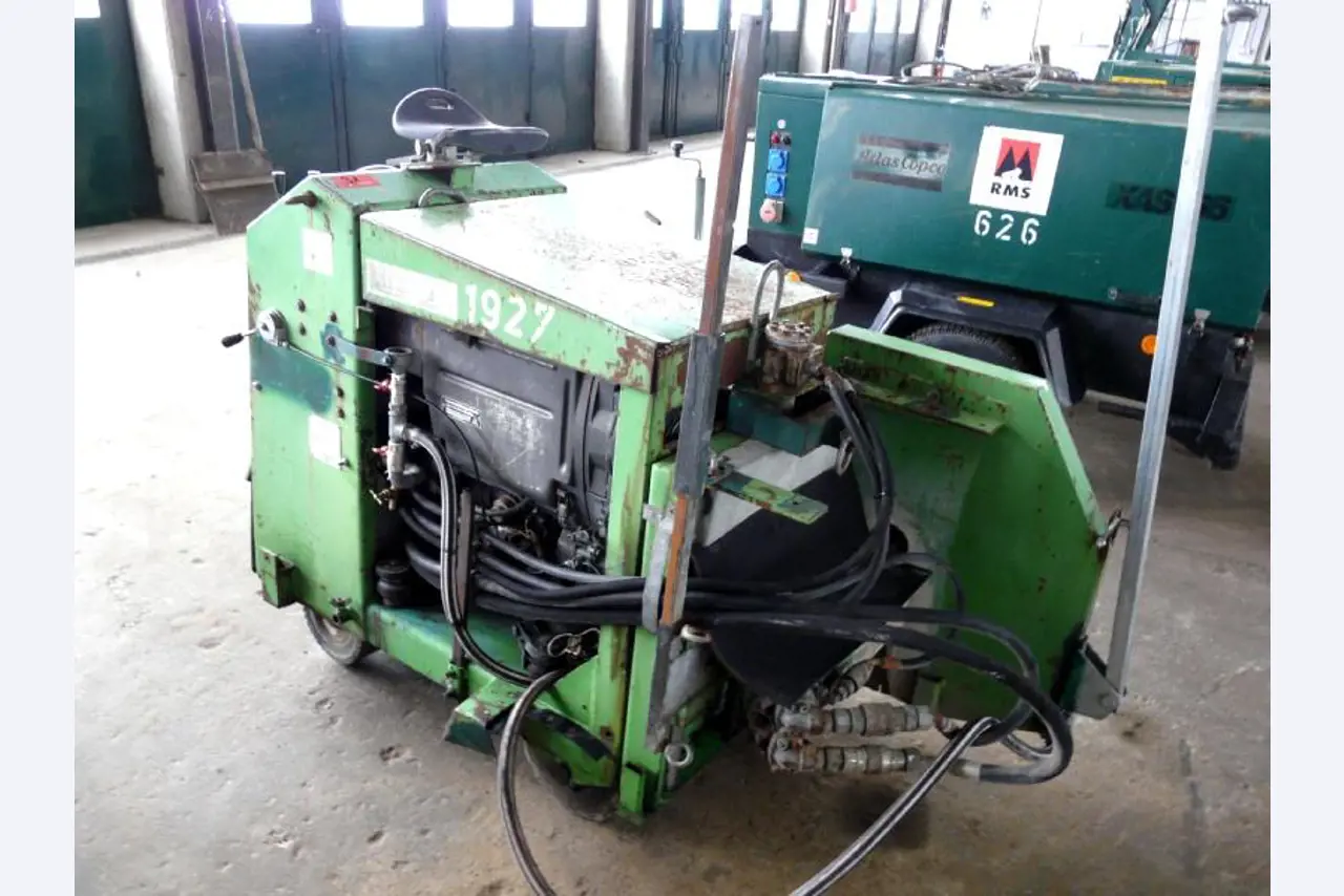 Richard Mayer GmbH & Co. KG Bauunternehmung, Sindelfingen-1