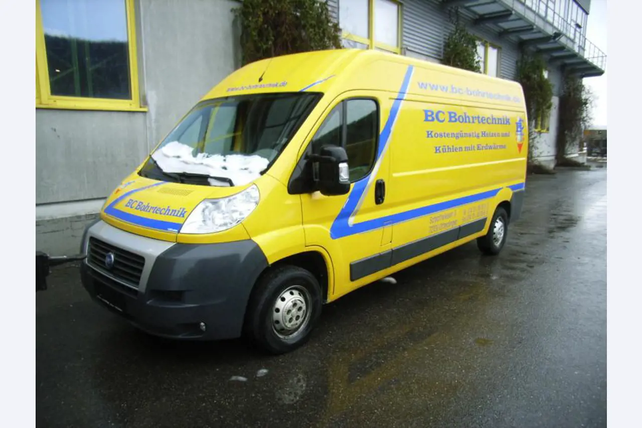 Richard Mayer GmbH & Co. KG Bauunternehmung, Sindelfingen-1