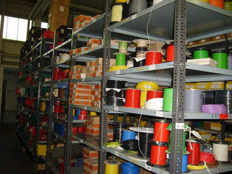 EM/electronics-mechanics GmbH sowie der<br>P&S Produktions- und Service GmbH-5