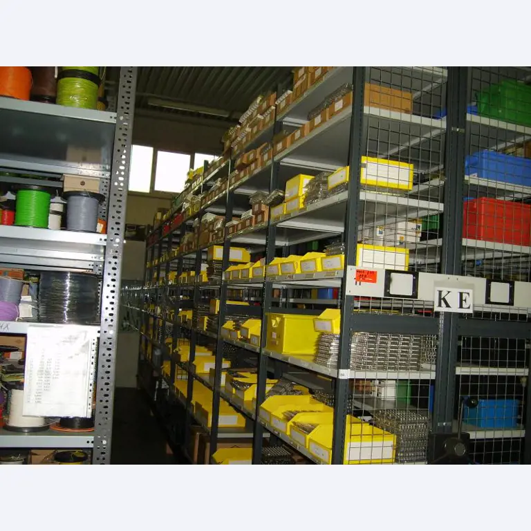 EM/electronics-mechanics GmbH y la<br>P&S Produktions- und Service GmbH-6