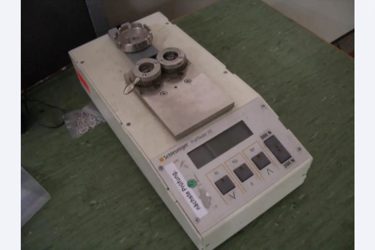 EM/electronics-mechanics GmbH sowie der<br>P&S Produktions- und Service GmbH-1