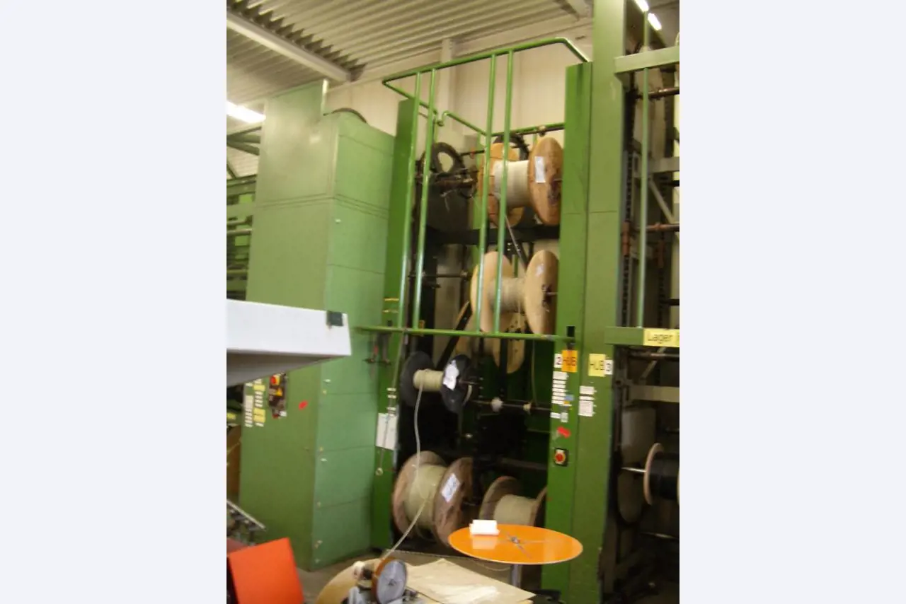 EM/electronics-mechanics GmbH sowie der<br>P&S Produktions- und Service GmbH-2