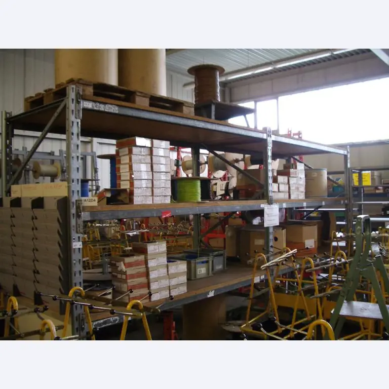 EM/electronics-mechanics GmbH sowie der<br>P&S Produktions- und Service GmbH-3