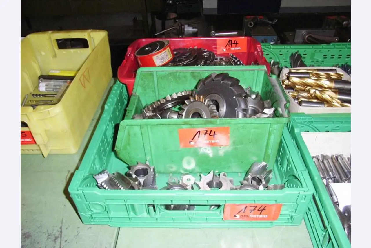 Leimbach Werkzeugbau GmbH & Co. KG<br>Leimbach Besitz GmbH & Co. KG-1