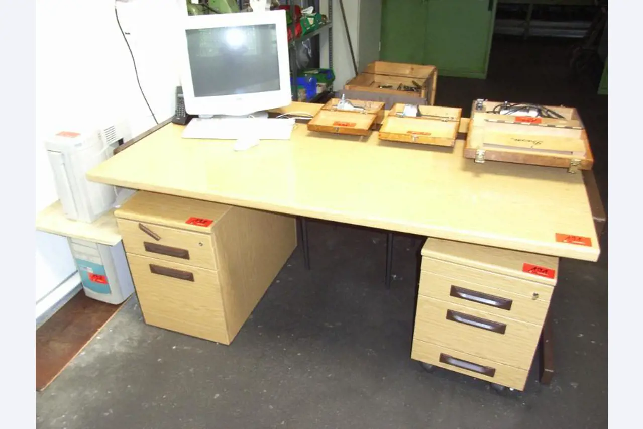 Leimbach Werkzeugbau GmbH & Co. KG<br>Leimbach Besitz GmbH & Co. KG-1