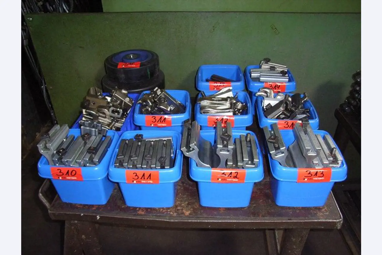 Leimbach Werkzeugbau GmbH & Co. KG<br>Leimbach Besitz GmbH & Co. KG-1