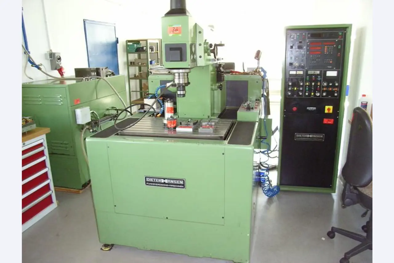 Leimbach Werkzeugbau GmbH & Co. KG<br>Leimbach Besitz GmbH & Co. KG-1