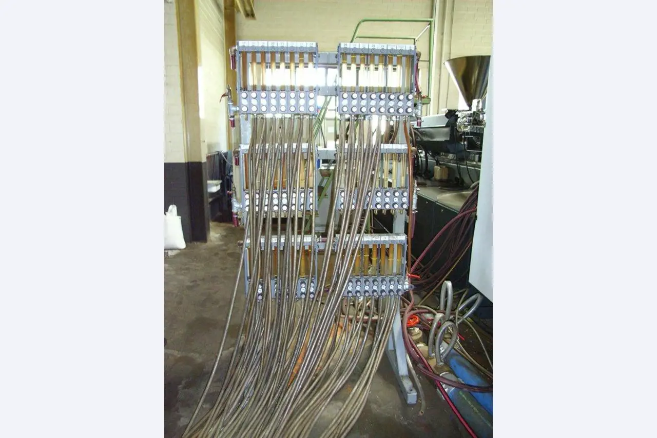 Leimbach Werkzeugbau GmbH & Co. KG<br>Leimbach Besitz GmbH & Co. KG-1