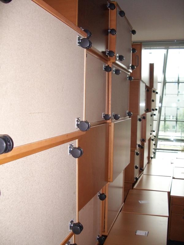 1 lot office furniture-19