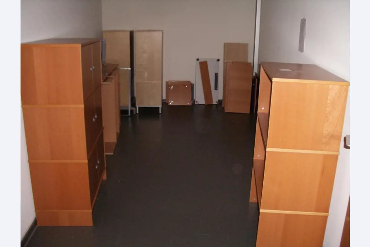 1 lot office furniture-22