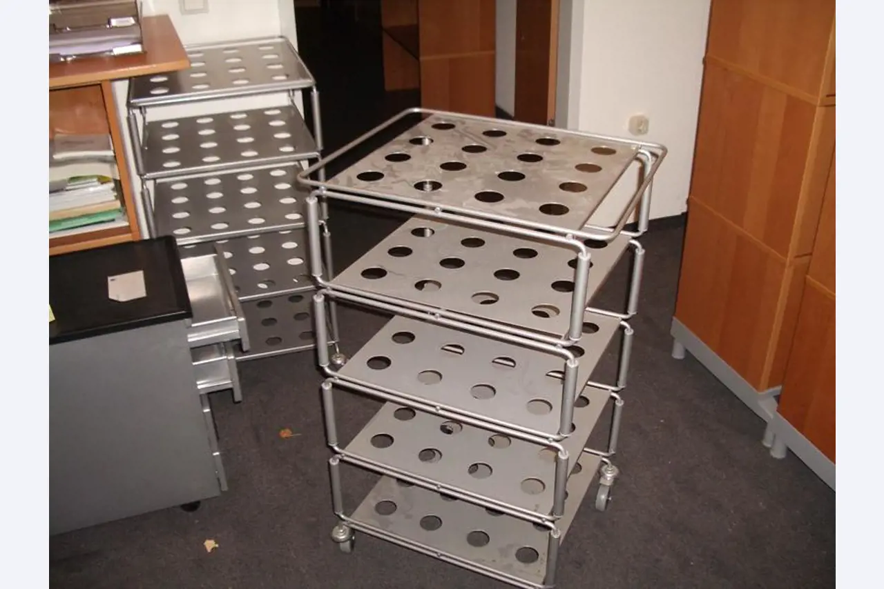 1 lot office furniture-23