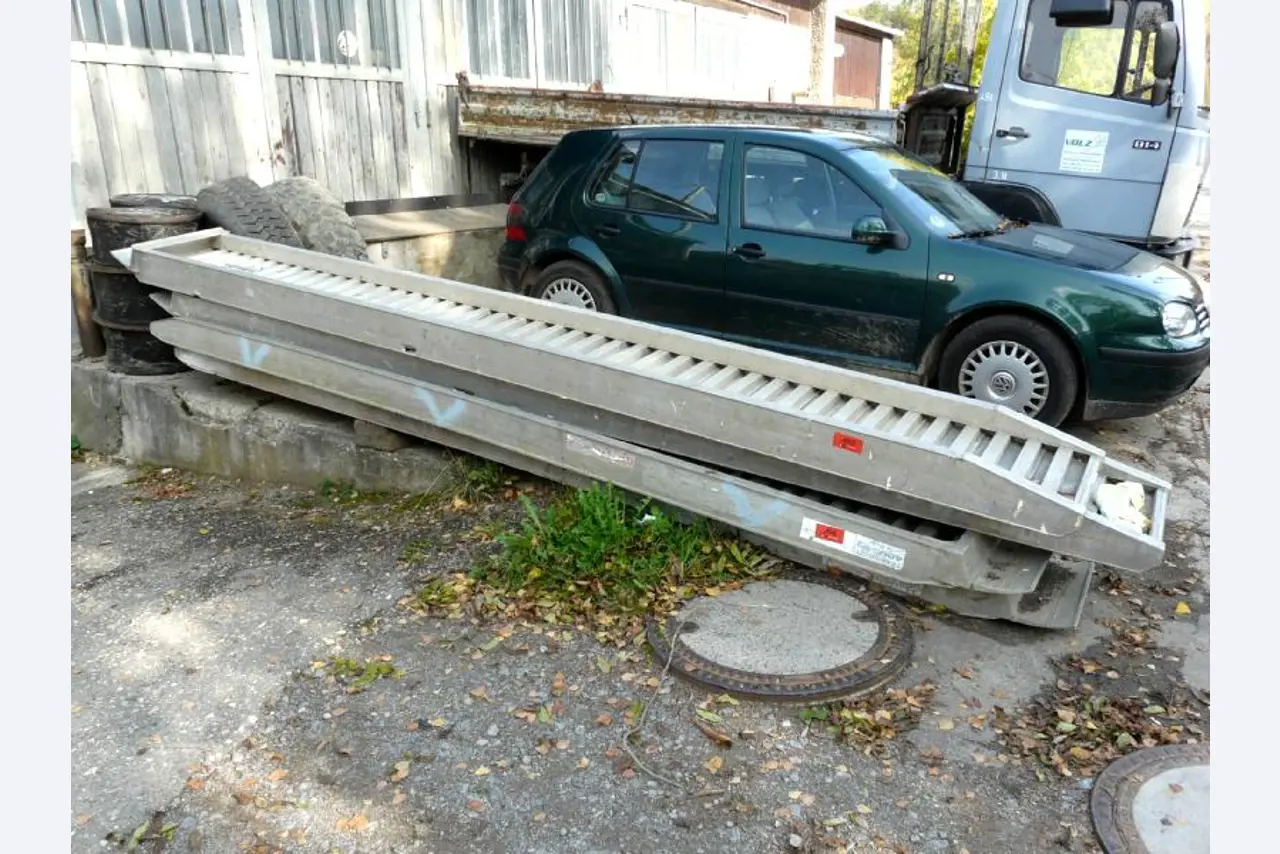 Vrtnarjenje in urejanje okolice<br>
Friedrich Volz GmbH & Co. KG-1