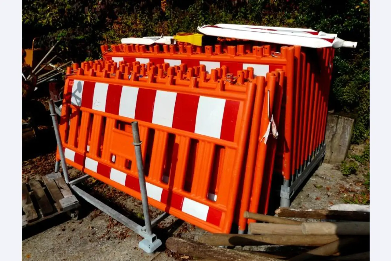 Vrtnarjenje in urejanje okolice<br>
Friedrich Volz GmbH & Co. KG-1