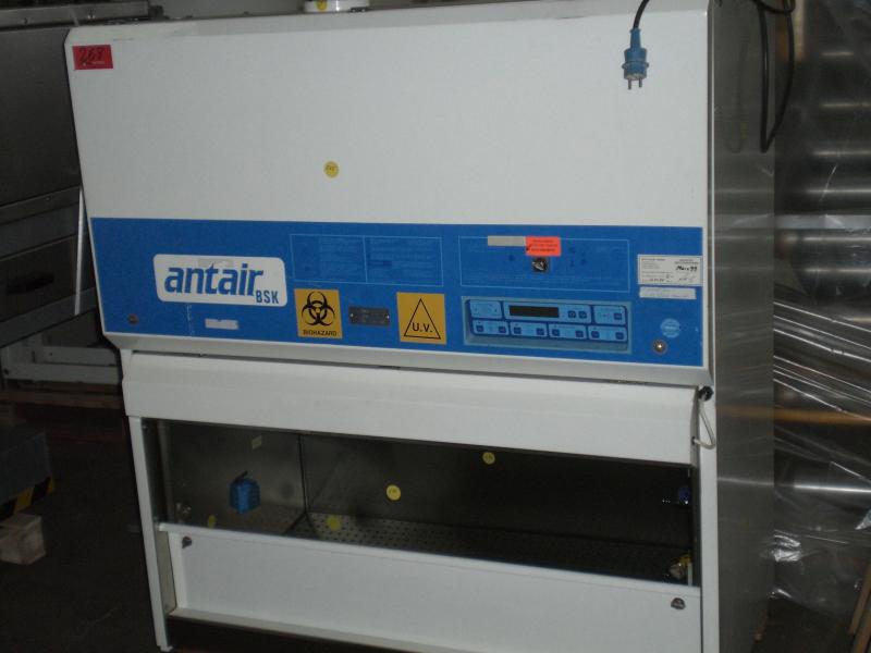 Excedentes de equipamentos bem conservados <br>dos domínios da tecnologia médica, farmacêutica e cosmética-1